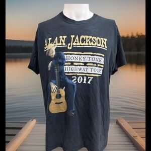 Alan Jackson Country Concert 2017 Honky Tonk Highway Tour Merch T-Shirt Sz XL